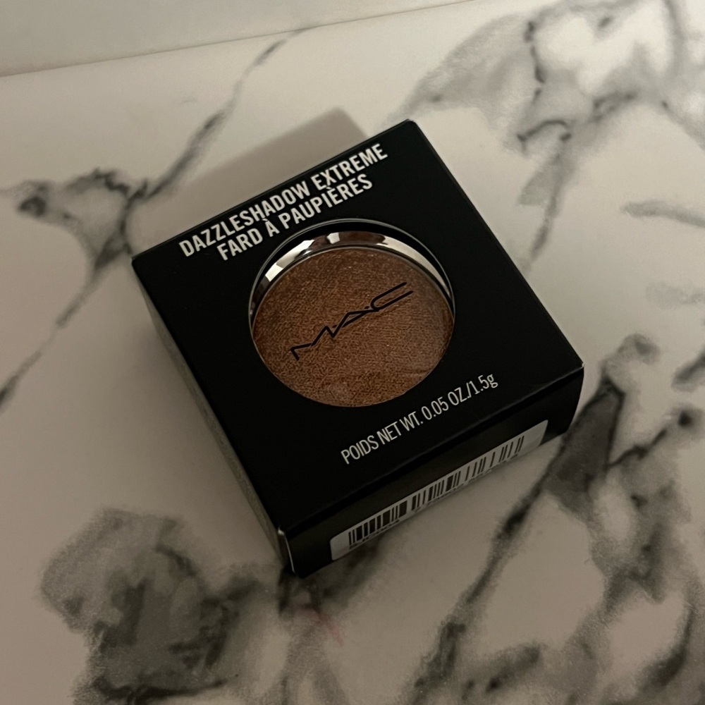 M.a.c - DazzleShadow Extreme
